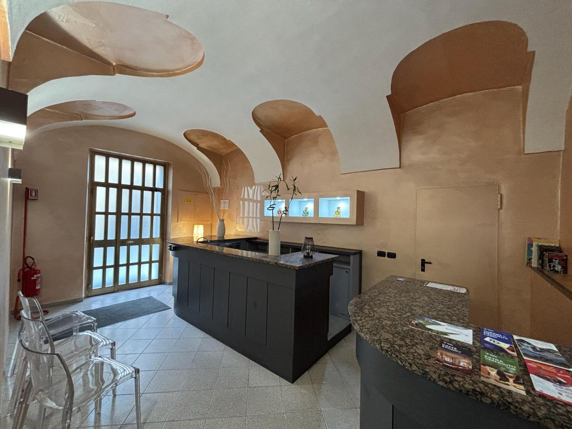 Domus Hotel Казелле-Торинезе Экстерьер фото