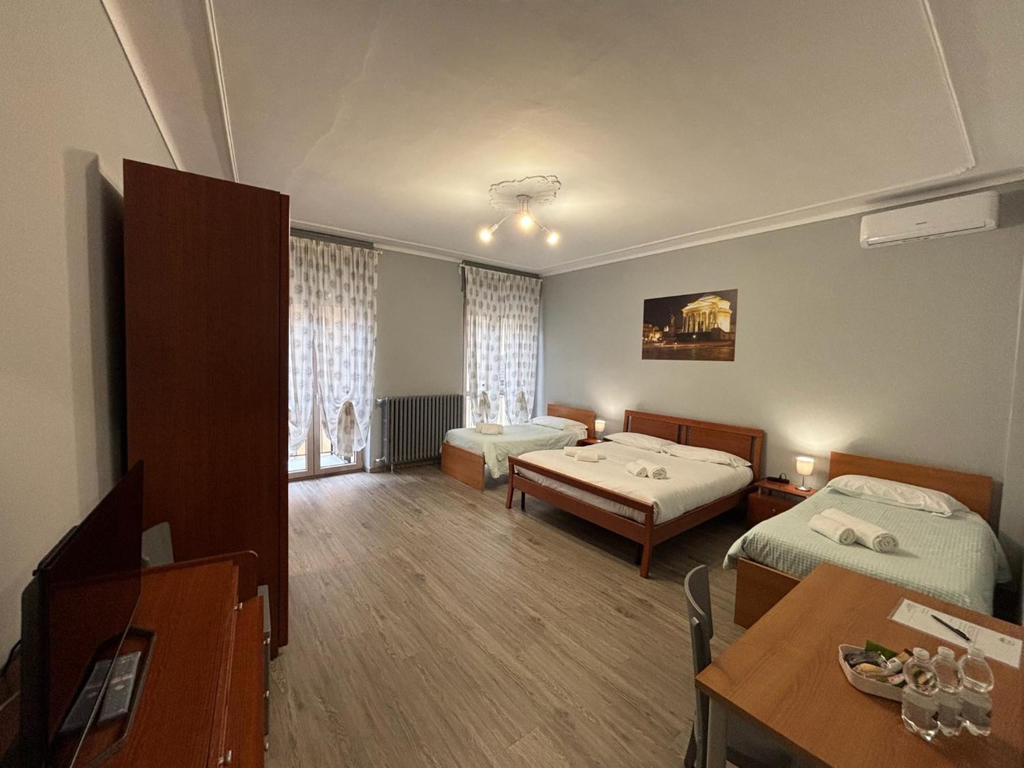 Domus Hotel Казелле-Торинезе Экстерьер фото